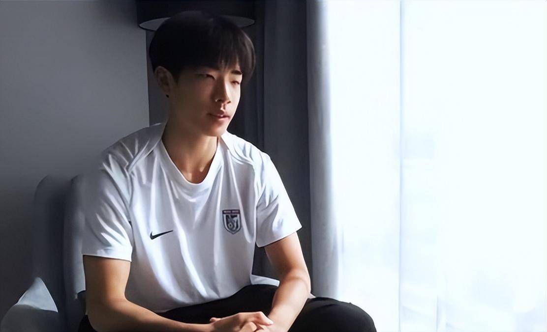 增强中场的, cn, 后腰徐彬预